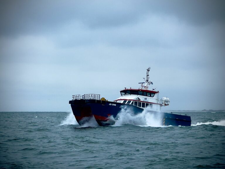 Crew transfer vessel in rough sea